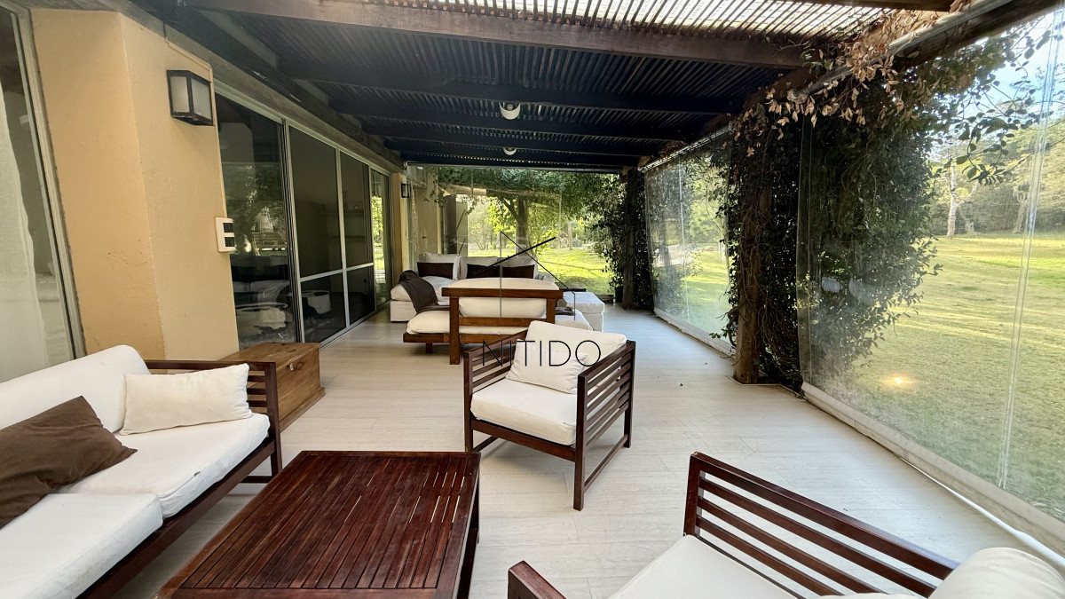 Casa ID.515 - Venta Casa 4 dormitorios Rincón del Indio Punta del Este