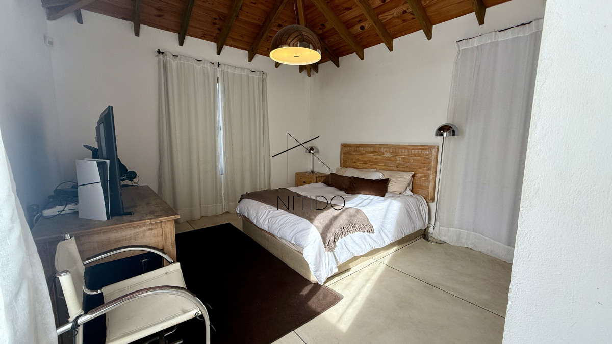 Casa ID.515 - Venta Casa 4 dormitorios Rincón del Indio Punta del Este