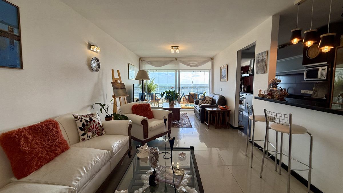 Apartamento ID.232 - VENTA APARTAMENTO 2 DORMITORIOS MANSA PUNTA DEL ESTE