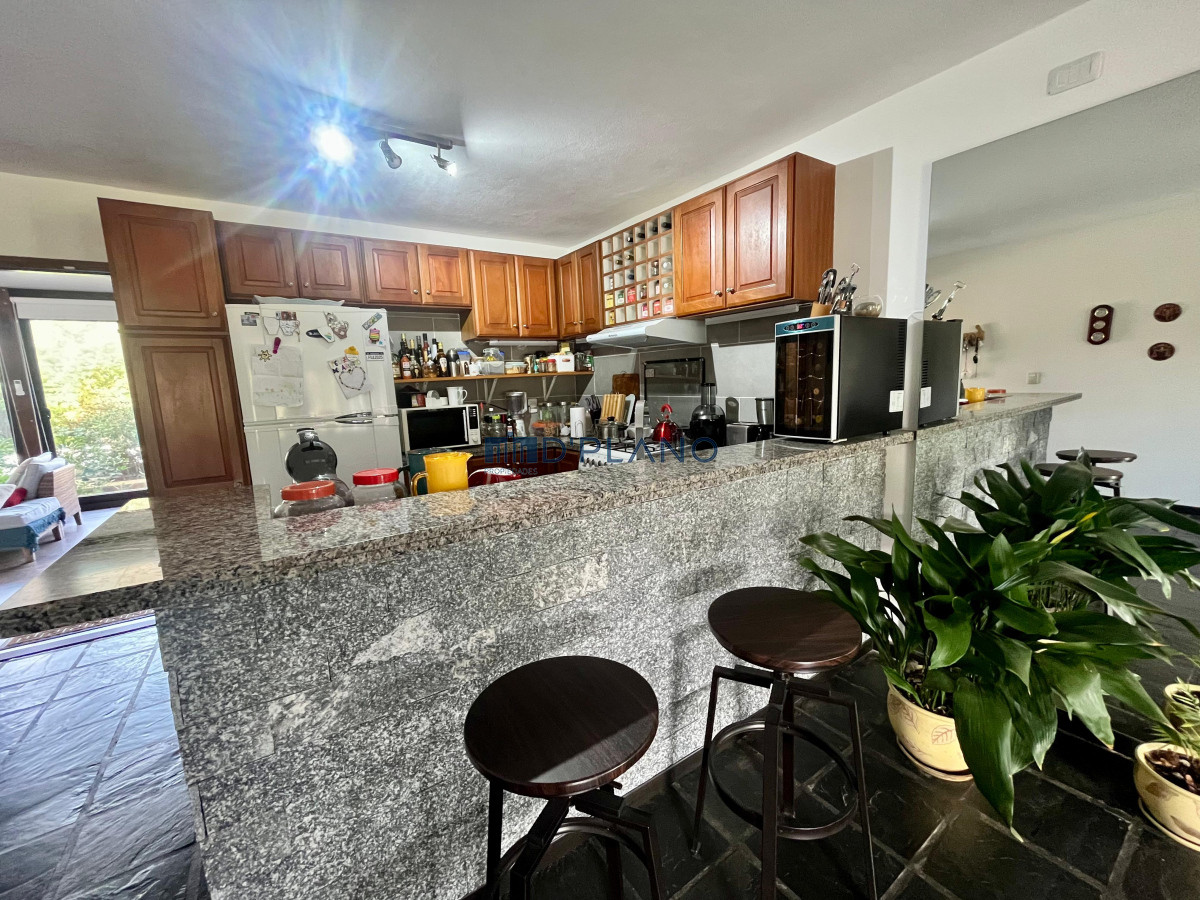 Casa ID.75 - VENTA CASA 3 DORMITORIOS 3 BAÑOS PORTEZUELO