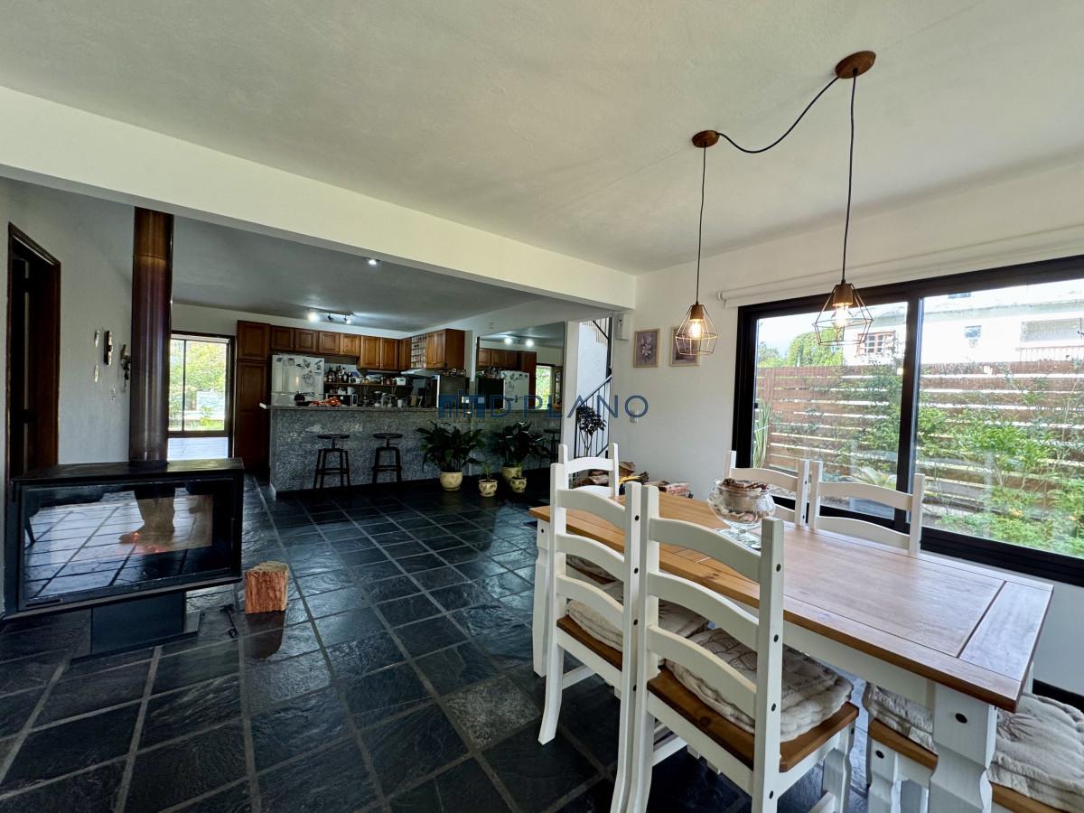 Casa ID.75 - VENTA CASA 3 DORMITORIOS 3 BAÑOS PORTEZUELO