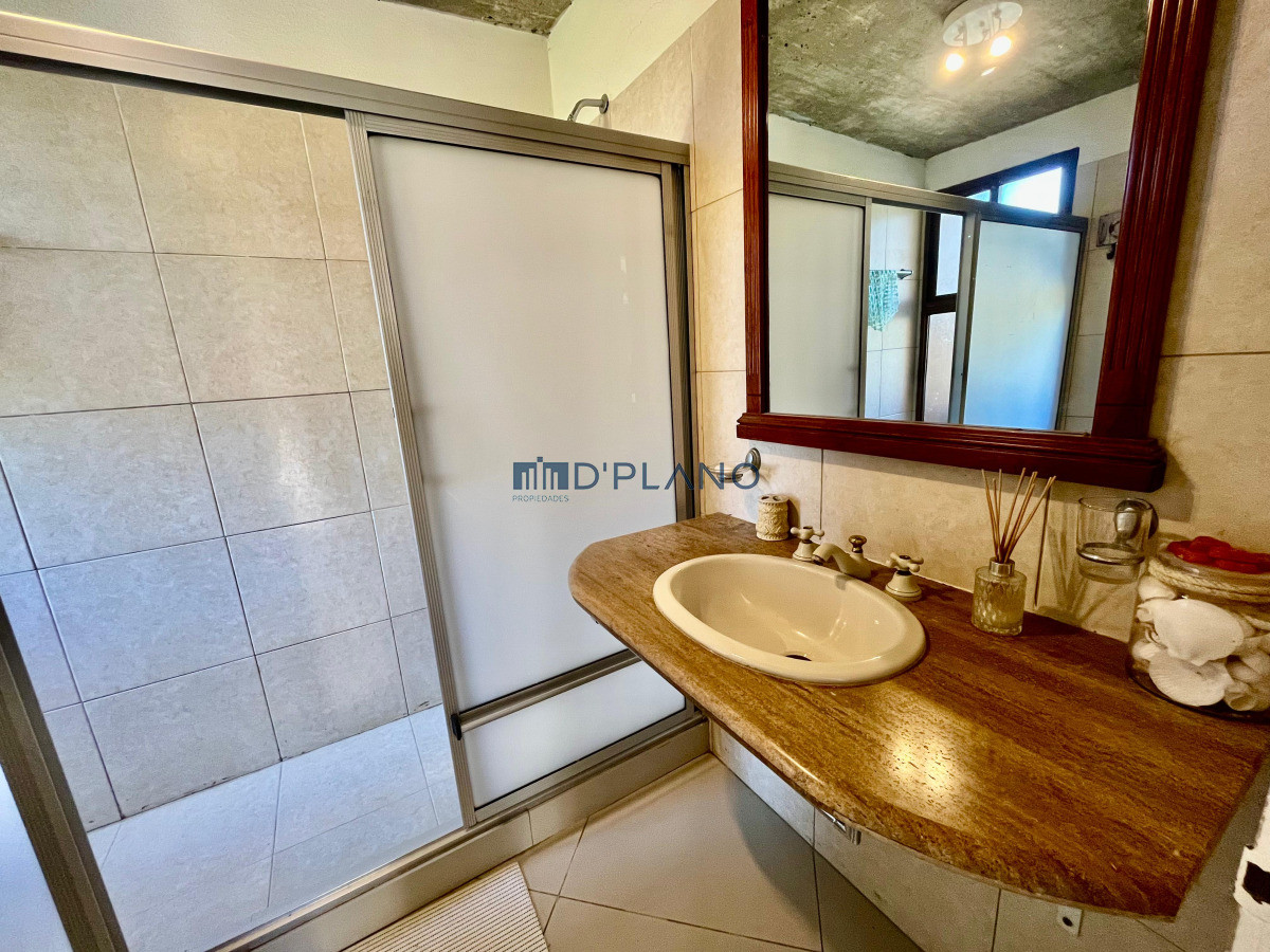 Casa ID.131 - VENTA CASA 3 DORMITORIO PUNTA BALLENA-CLUB DEL LAGO