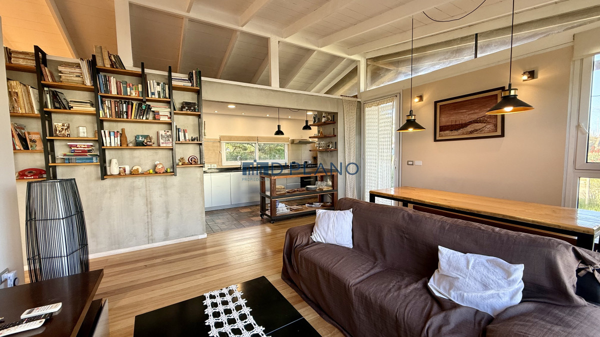 Casa ID.76 - VENTA CASA 2 DORMITORIOS LAS GRUTAS