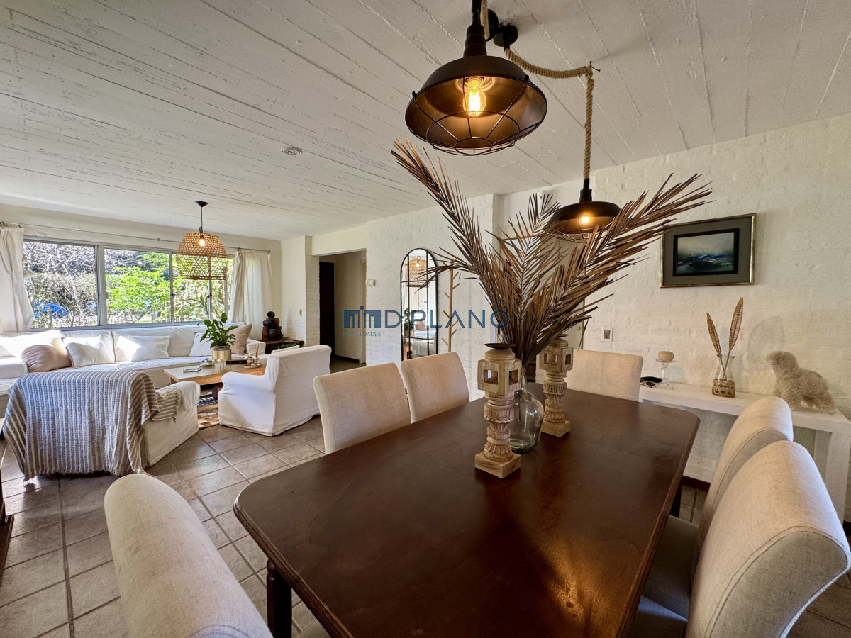 Casa ID.74 - VENTA CASA 4 DORMITORIOS EN PINARES PUNTA DEL ESTE