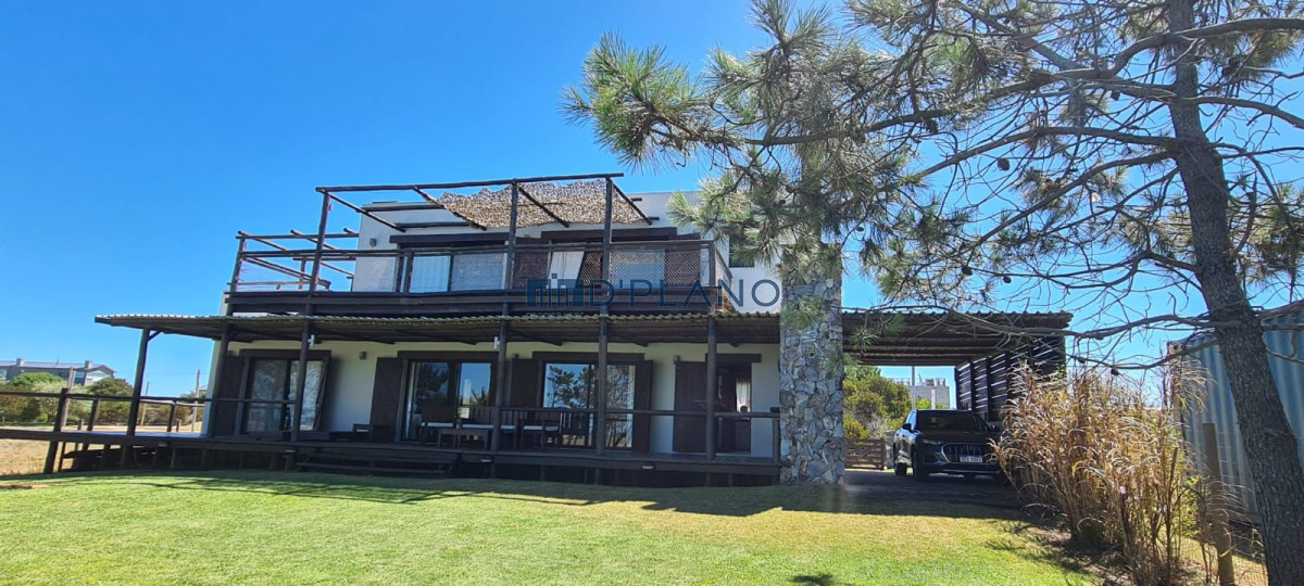 Casa ID.72 - ESPECTACULAR CHALET EN ARENAS DE JOSE IGNACIO 