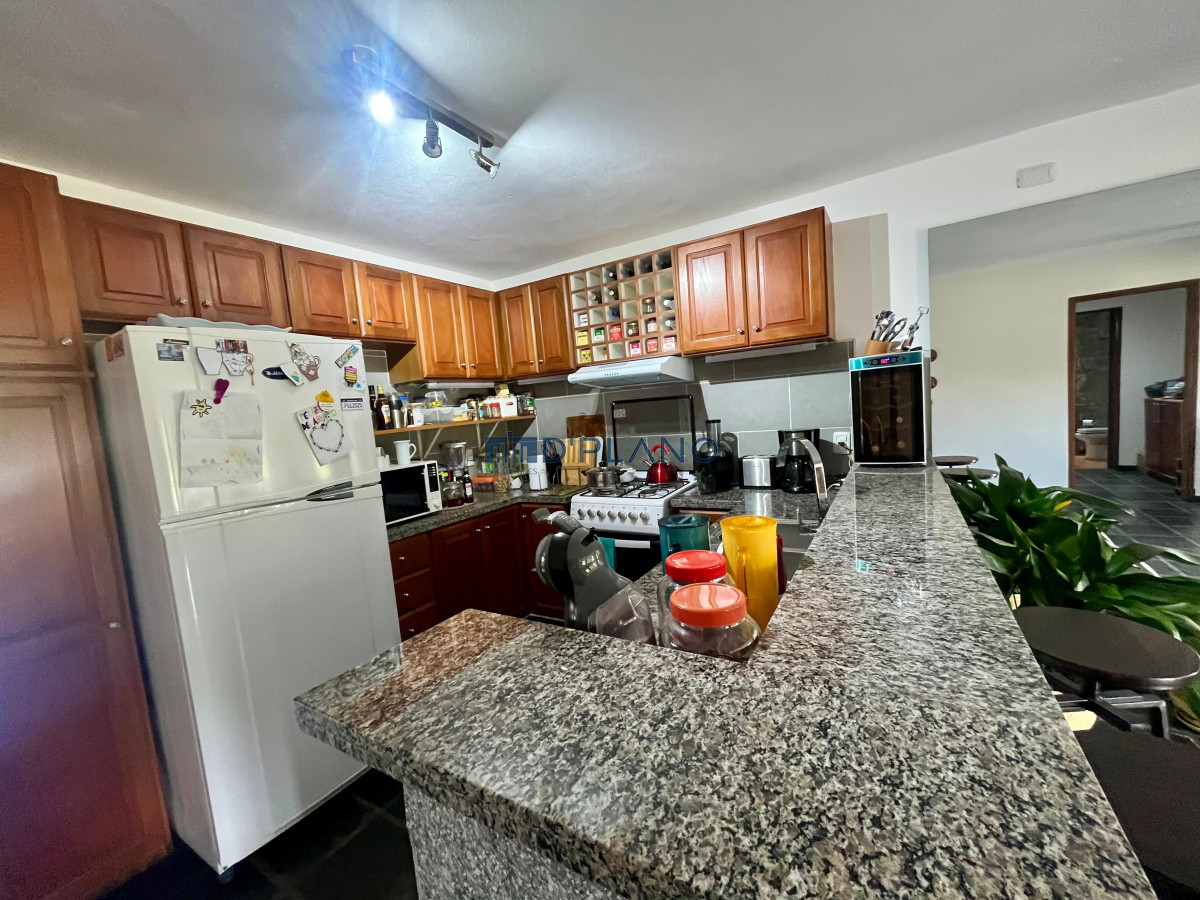 Casa ID.75 - VENTA CASA 3 DORMITORIOS 3 BAÑOS PORTEZUELO