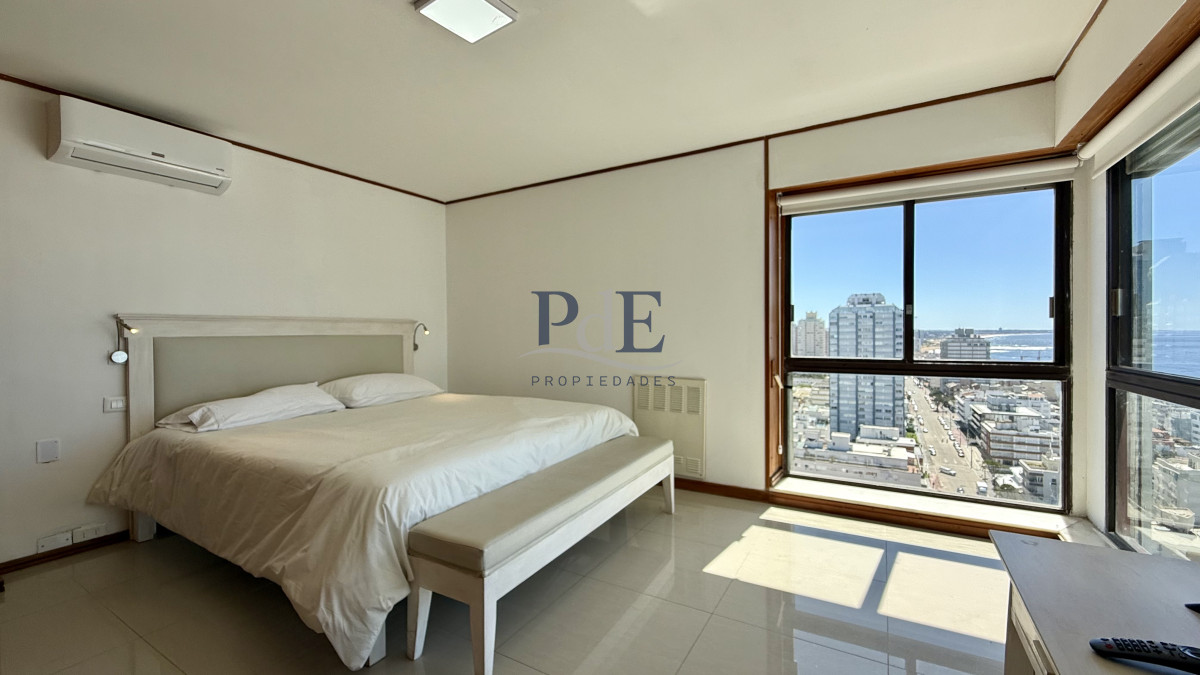 Alquiler Temporada 3 Dormitorios y Servicio - Imagen 16