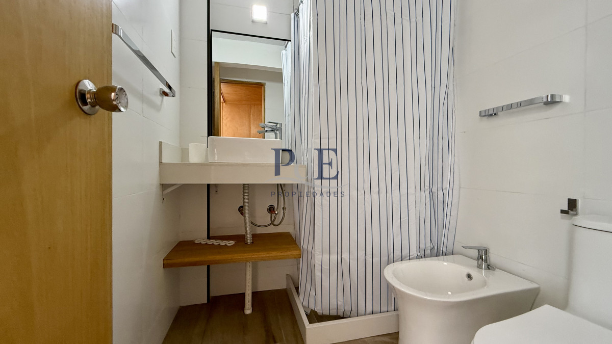 Alquiler Temporada 3 Dormitorios y Servicio - Imagen 32