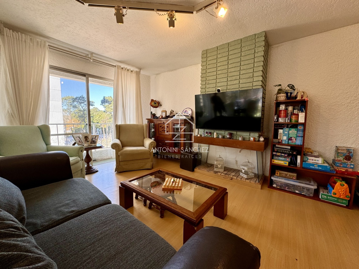 Apartamento ID.1126 - Venta Apartamento 3 dormitorios Punta del Este