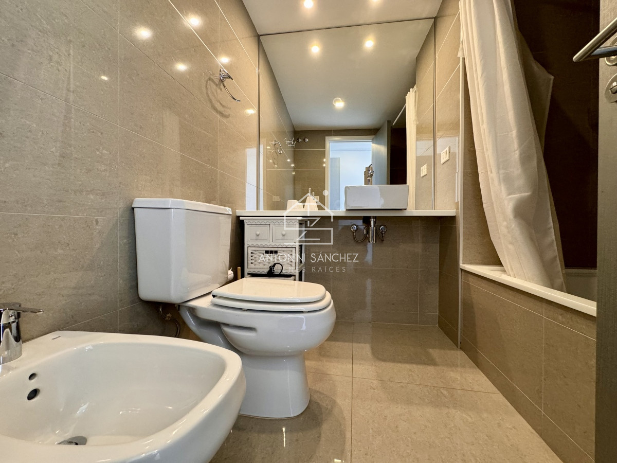 Apartamento ID.1114 - Venta apartamento 2 dormitorios Punta del Este