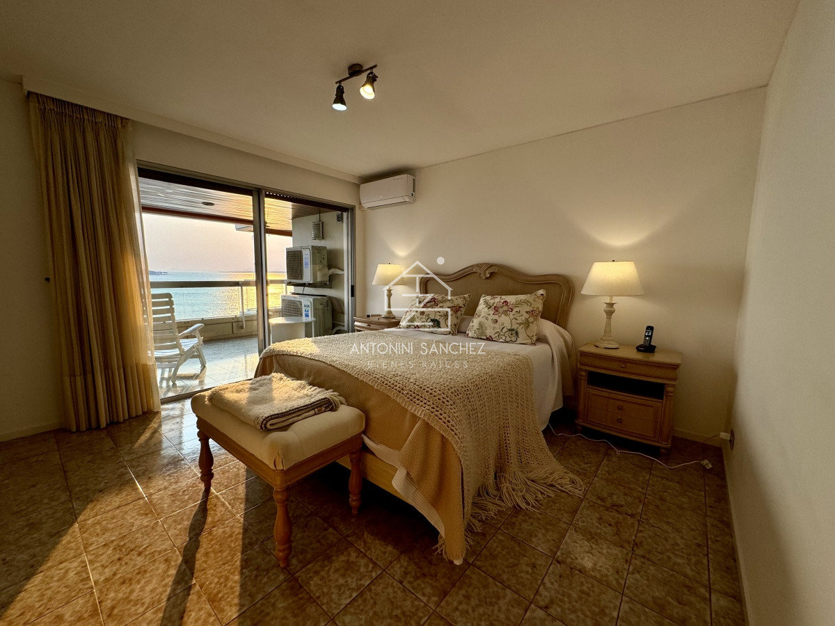 Apartamento ID.1006 - Venta Apartamento 3 Dormitorios Punta Del Este Mansa