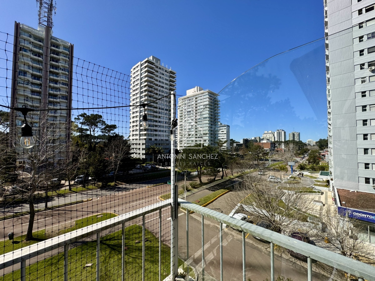 Apartamento ID.1126 - Venta Apartamento 3 dormitorios Punta del Este
