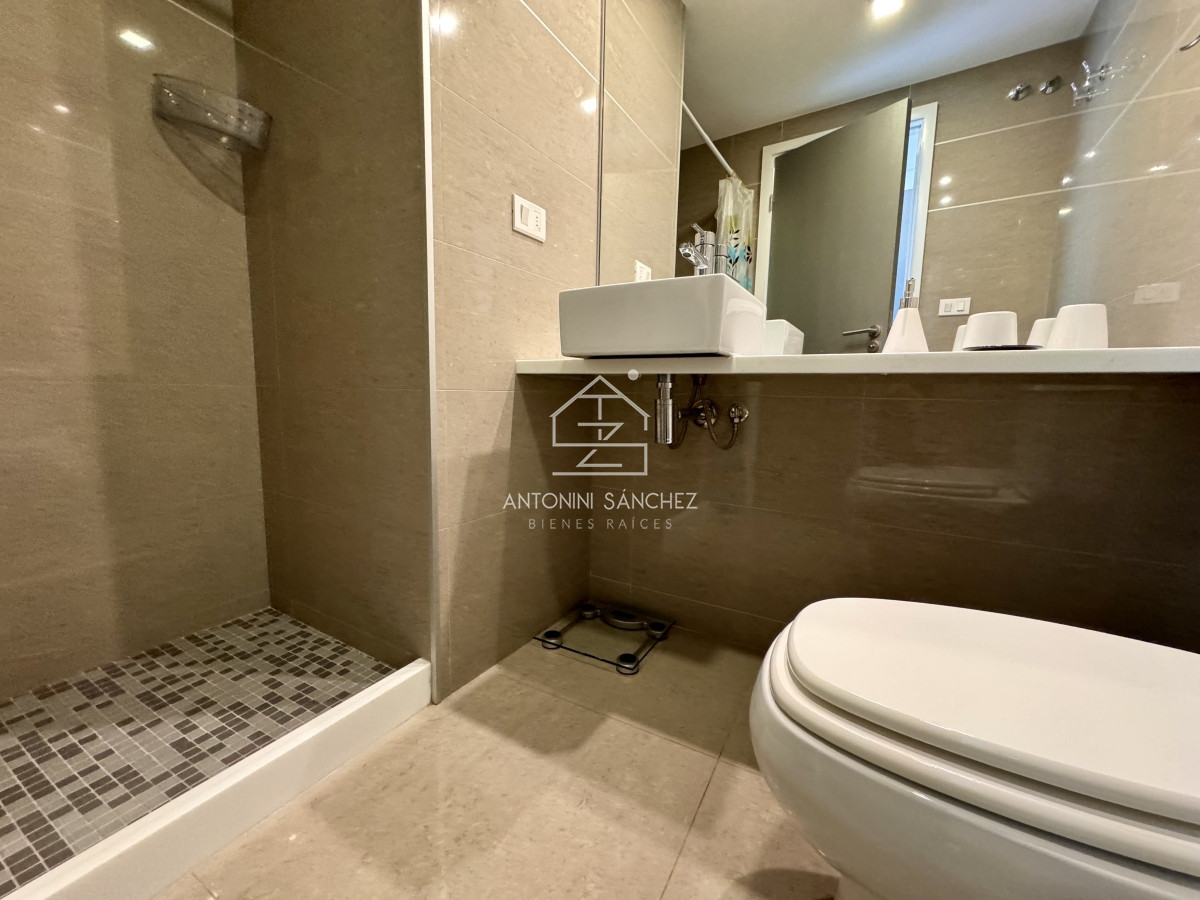 Apartamento ID.1114 - Venta apartamento 2 dormitorios Punta del Este