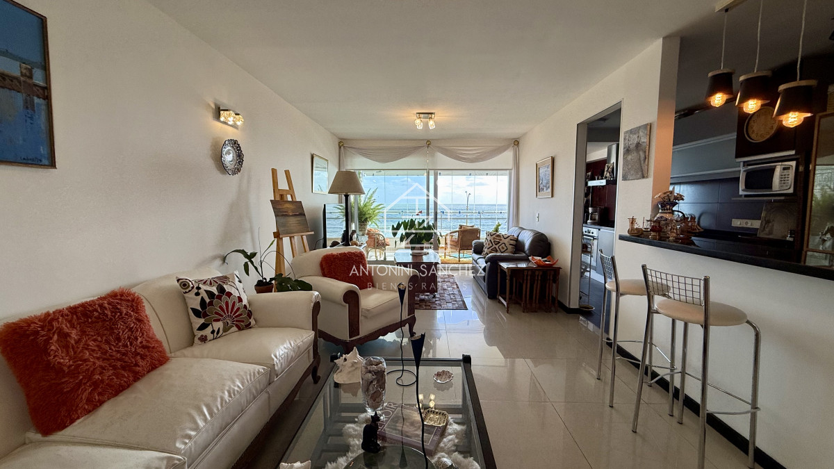 Apartamento ID.2964 - VENTA APARTAMENTO 2 DORMITORIOS MANSA PUNTA DEL ESTE