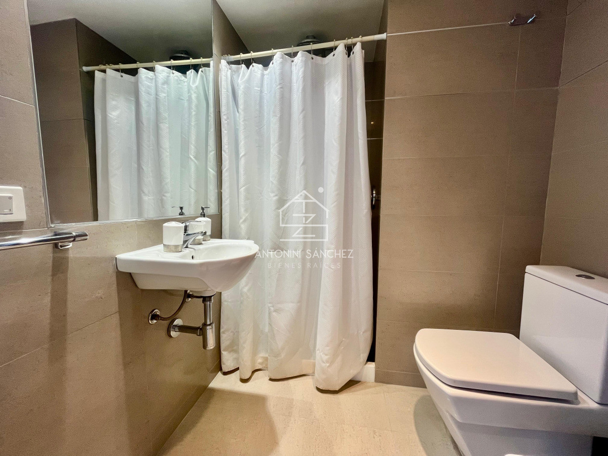 Apartamento ID.2825 - VENTA APARTAMENTO 3 DORMITORIO PUNTA DEL ESTE