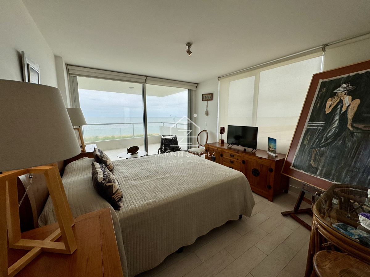 Apartamento ID.1577 - Venta apartamento 3 suites Punta del Este