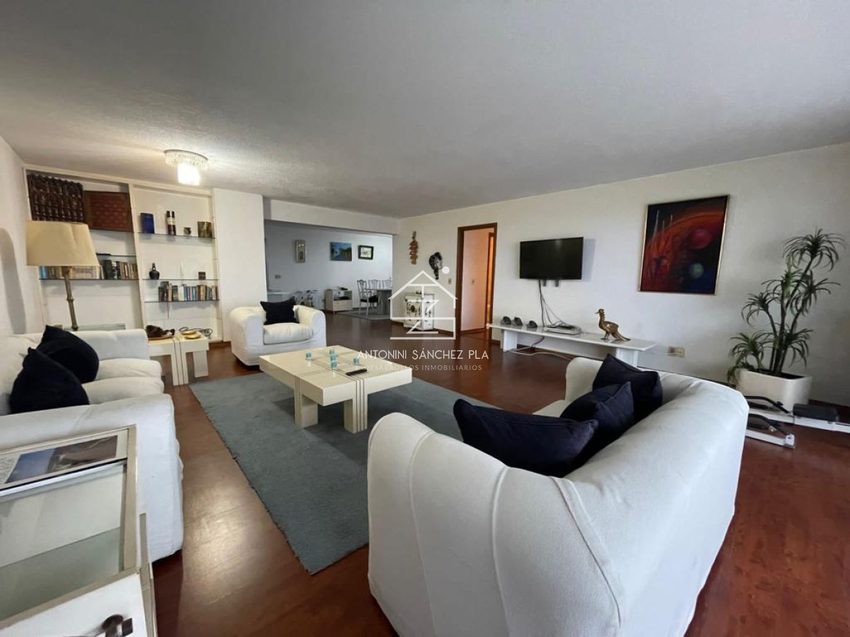 Apartamento ID.3520 - APTO PISO ALTO SOBRE ROOSEVELT 