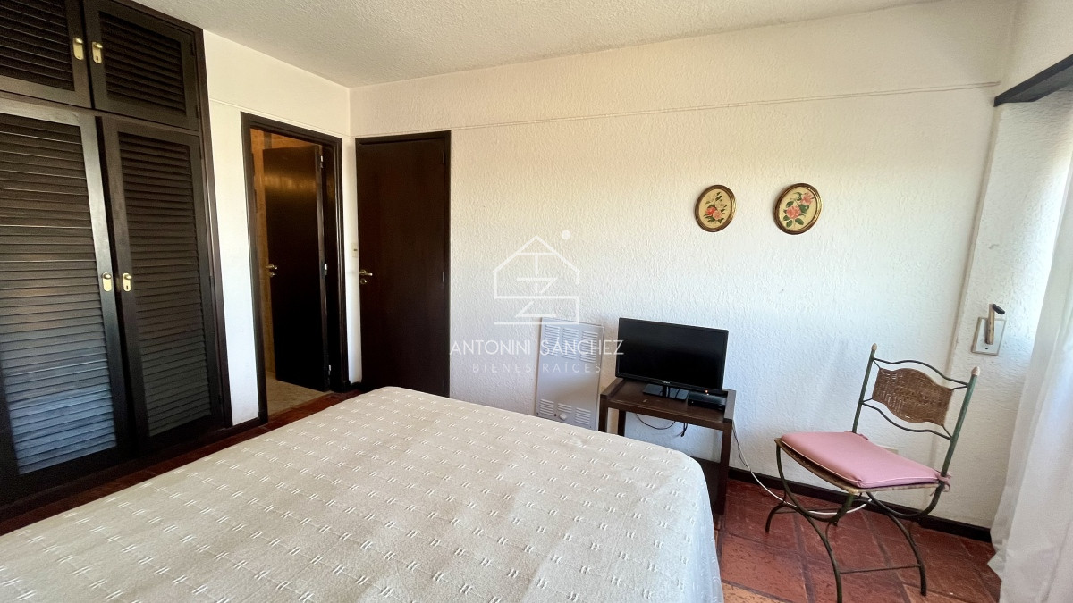 Apartamento ID.456 - Apartamento 2 dormitorios Punta del Este vista a la Brava