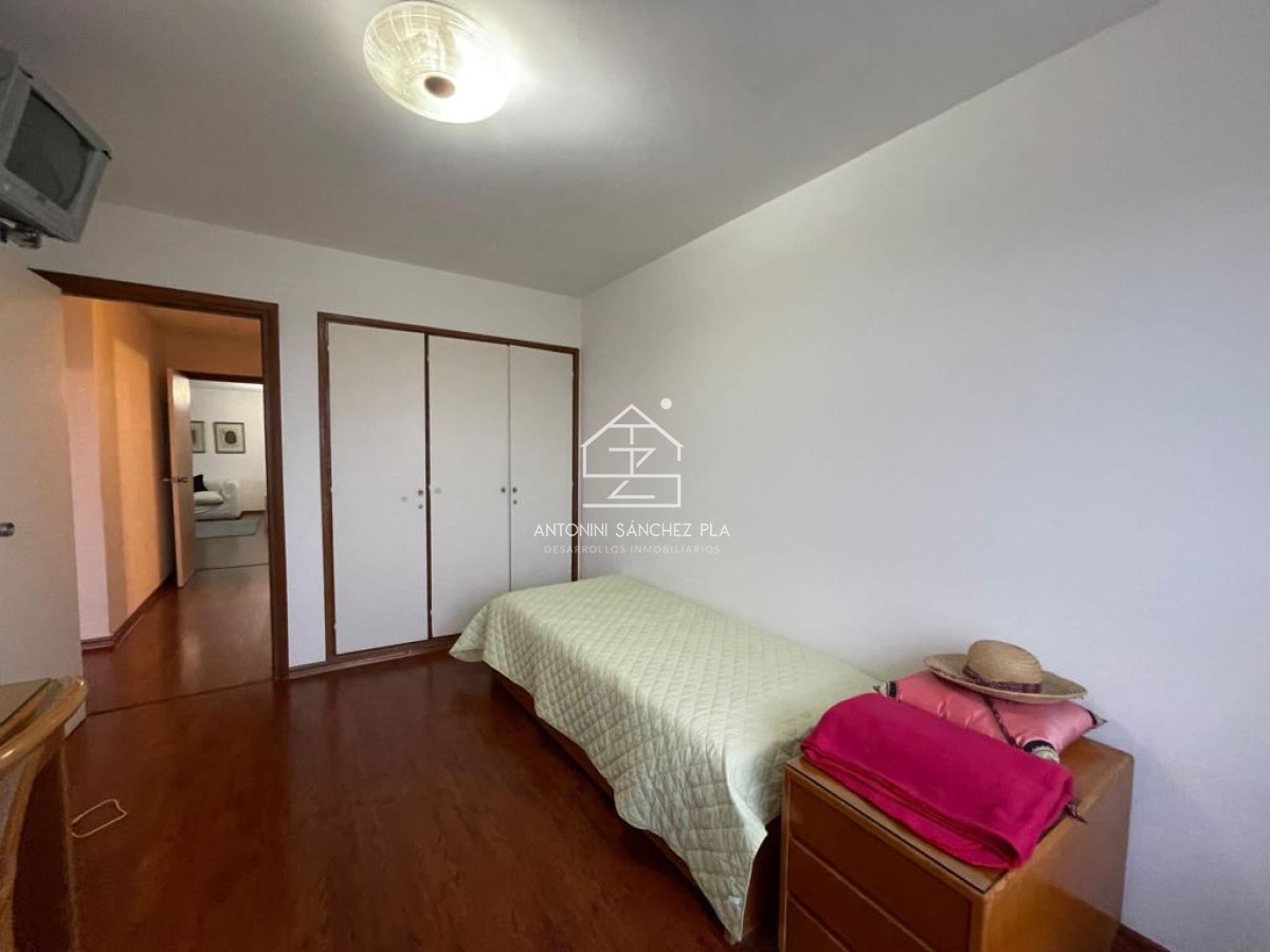 Apartamento ID.3520 - APTO PISO ALTO SOBRE ROOSEVELT 