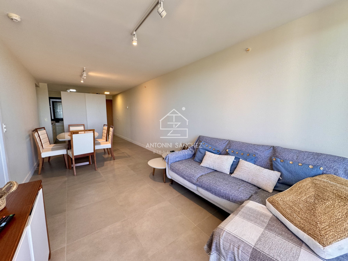 Apartamento ID.1865 - Venta apartamento 2 dormitorios 2 baños Punta del Este
