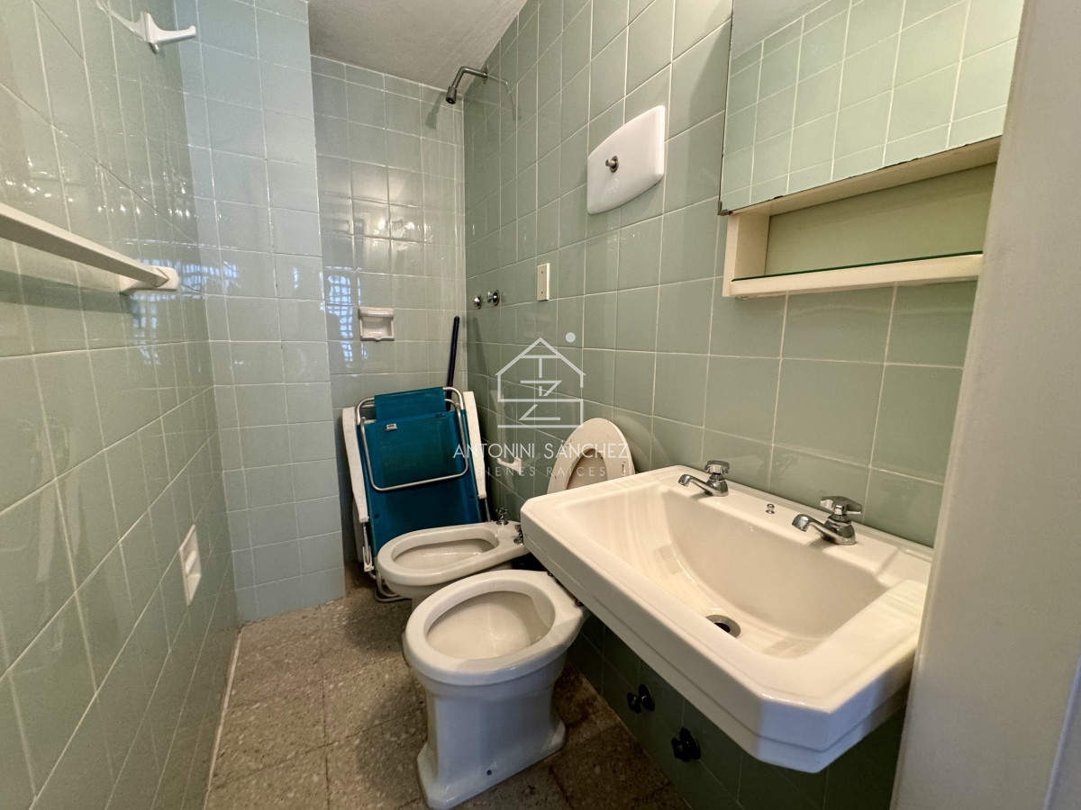Apartamento ID.1083 - Venta apartamento 2 dormitorios mas dependencia