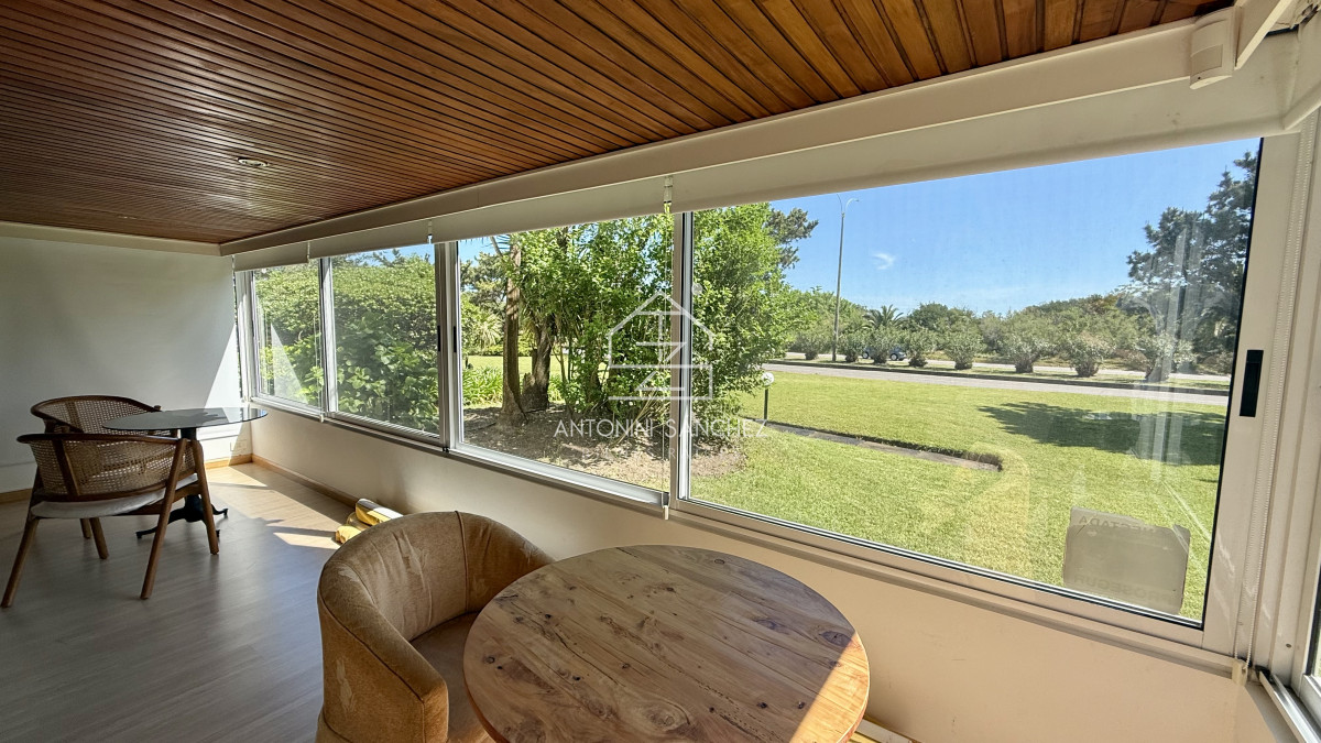 Apartamento ID.2918 - Venta Apartamento 3 Dormitorios Mansa Punta del Este