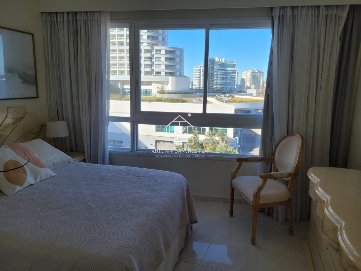 Apartamento ID.3504 - Venta Apartamento 3 Dormitorios Punta del Este Mansa
