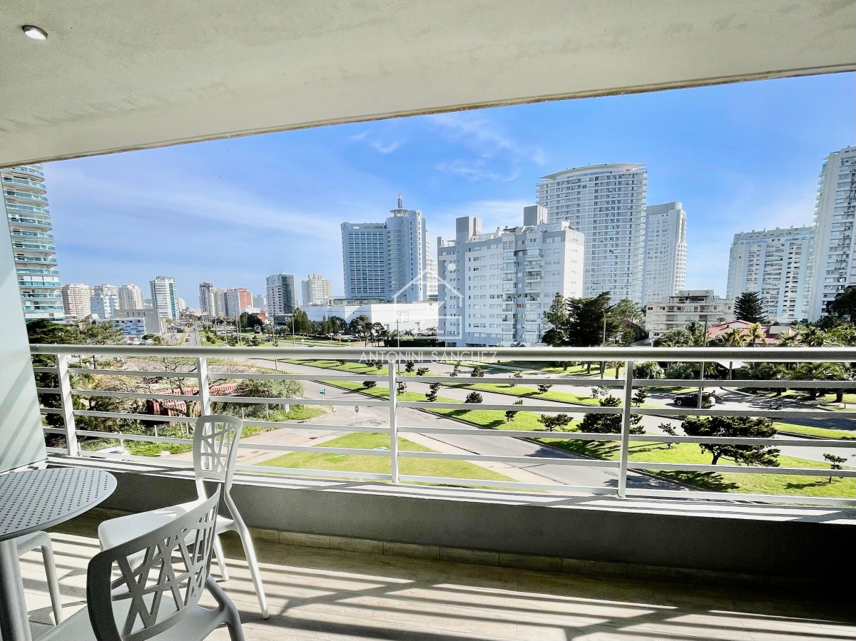 Apartamento ID.2801 - Venta apartamento 2 dormitorios Punta Del Este