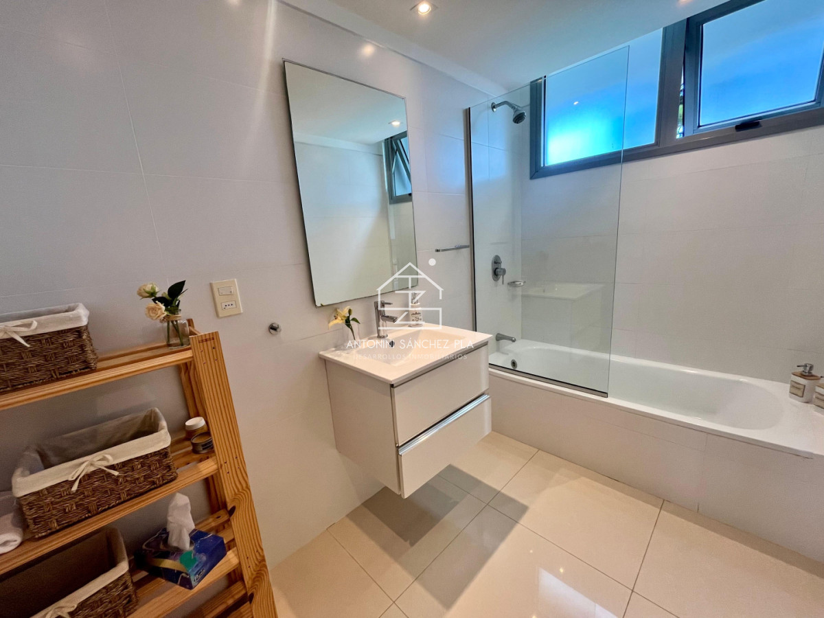 Apartamento ID.4231 - VENTA APARTAMENTO 3 DORMITORIOS PUNTA DEL ESTE