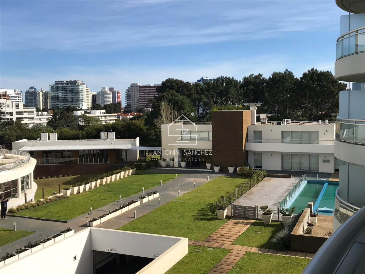 Apartamento ID.1254 - Venta apartamento 3 dormitorios mas dependencia Punta del Este