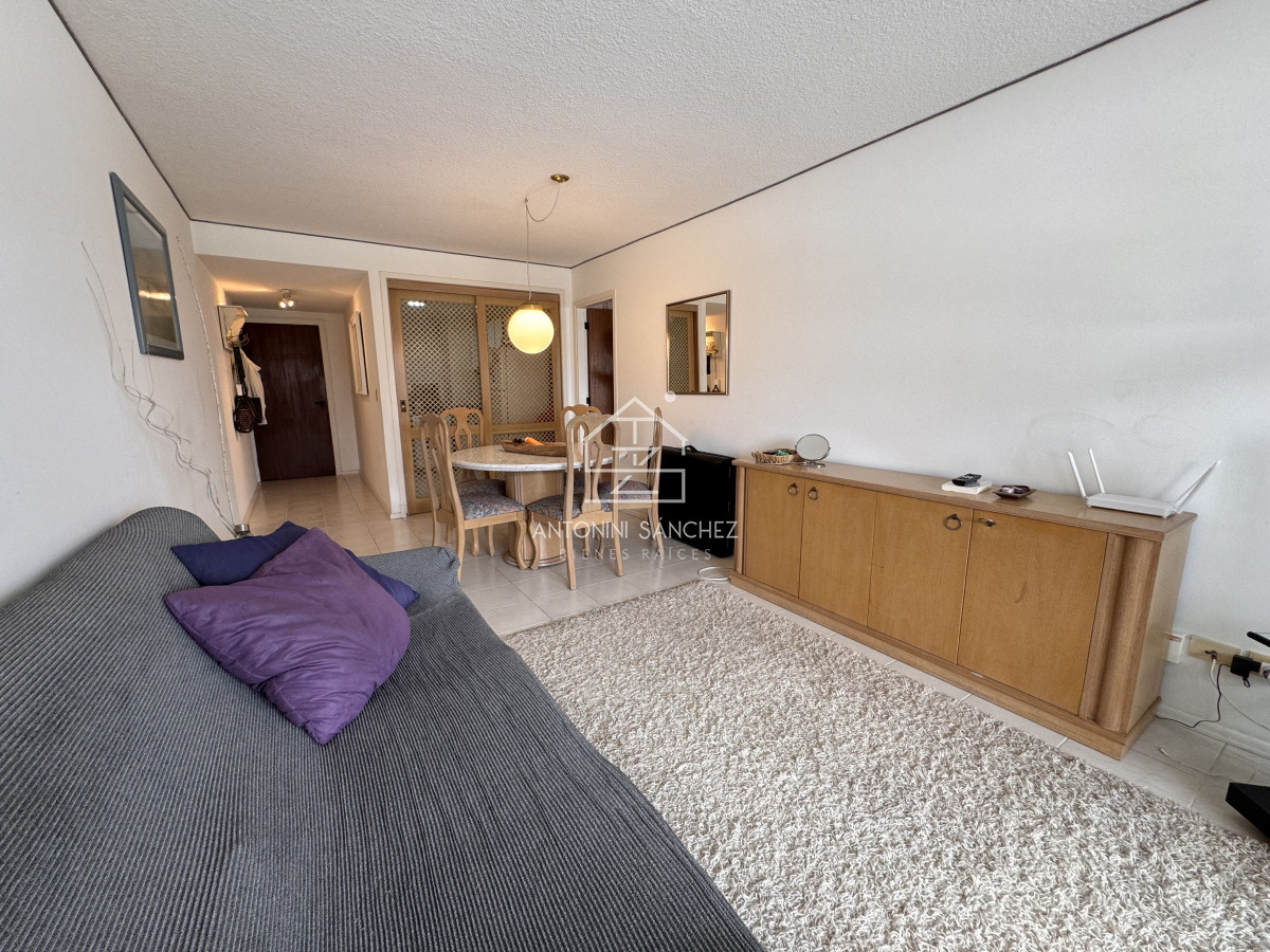 Apartamento ID.1574 - Alquiler temporal apartamento 1 dormitorio y medio Punta del Este