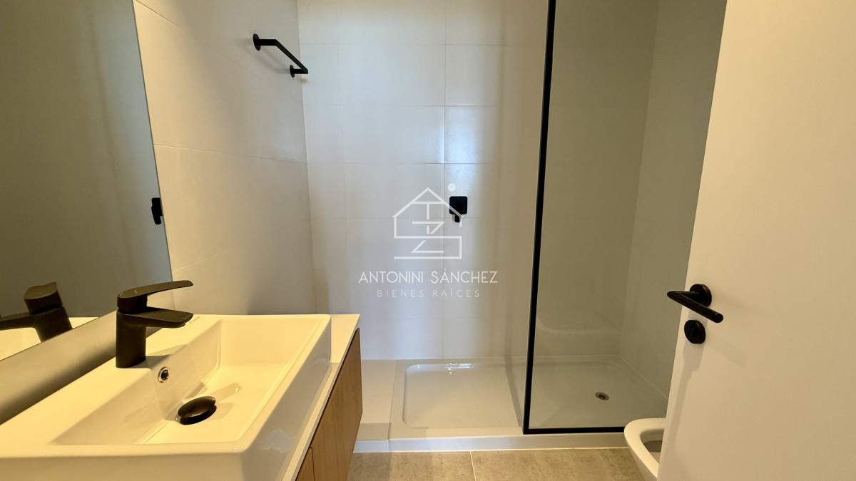 Apartamento ID.3096 - VENTA APARTAMENTO 3 DORMITORIOS JOSE IGNACIO A ESTRENAR