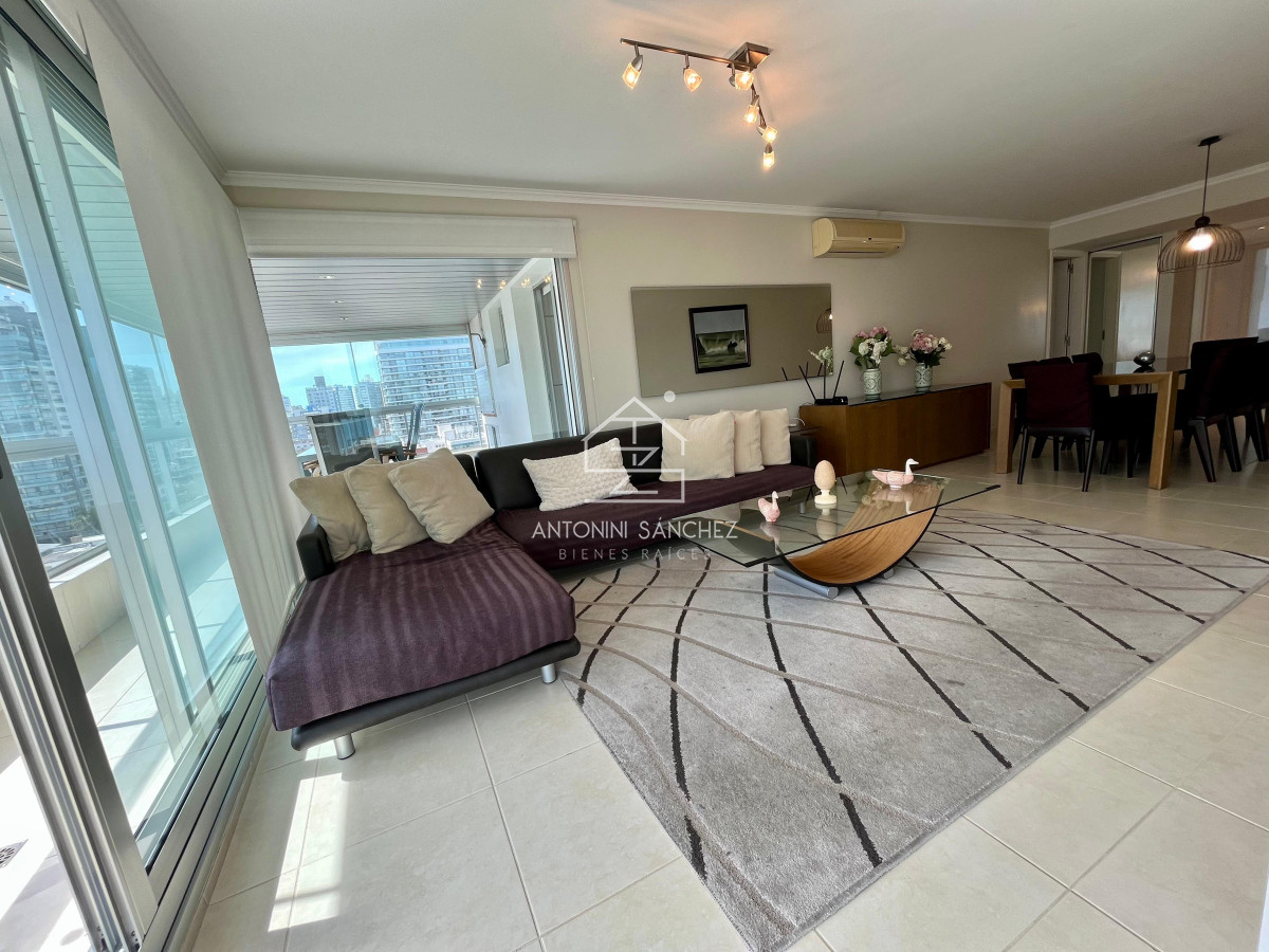 Apartamento ID.2799 - VENTA APARTAMENTO 3 DOMITORIOS PUNTA DEL ESTE