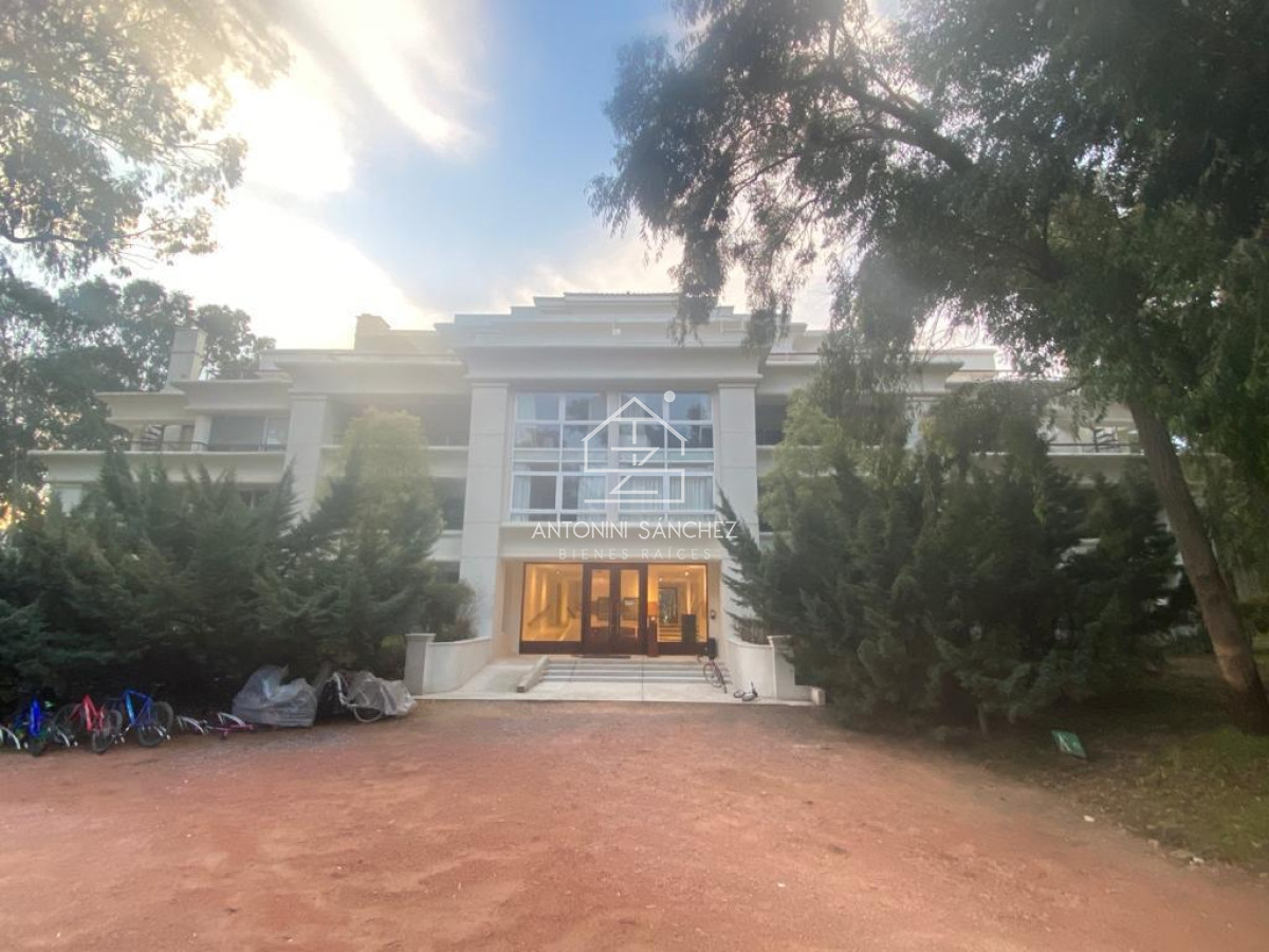 Apartamento ID.1162 - Venta departamento, Solanas, Punta Ballena.
