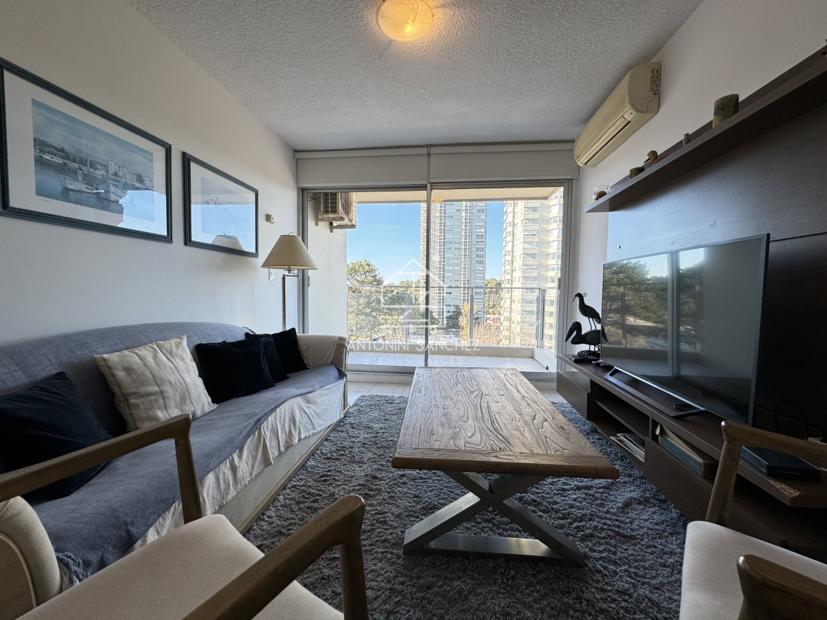 Apartamento ID.1082 - Venta apartamento 2 dormitorios 2 baños Punta del Este