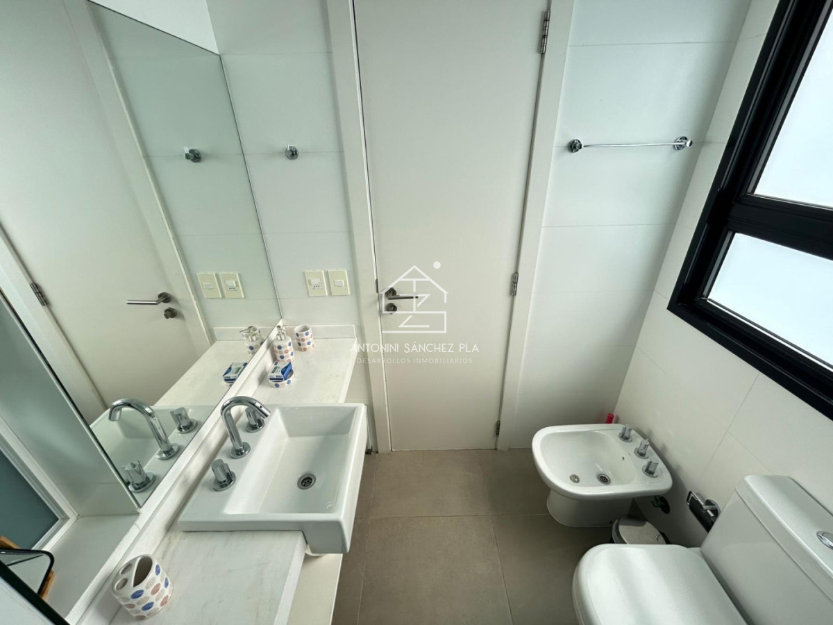 Apartamento ID.4370 - Alquiler apartamento dos dormitorios Punta del Este Roosevelt edificio Greenlife