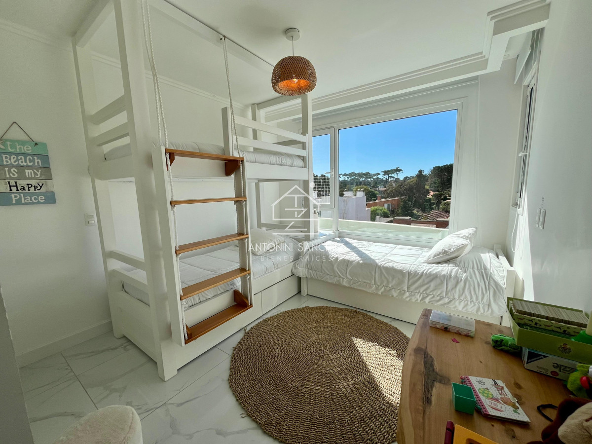 Apartamento ID.2570 - Venta apartamanto 2 dormitorios Punta del Este