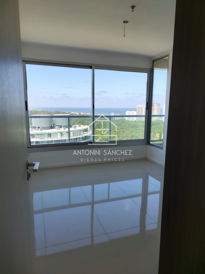 Apartamento ID.1166 - Venta apartamento 3 dormitorios Punta del Este