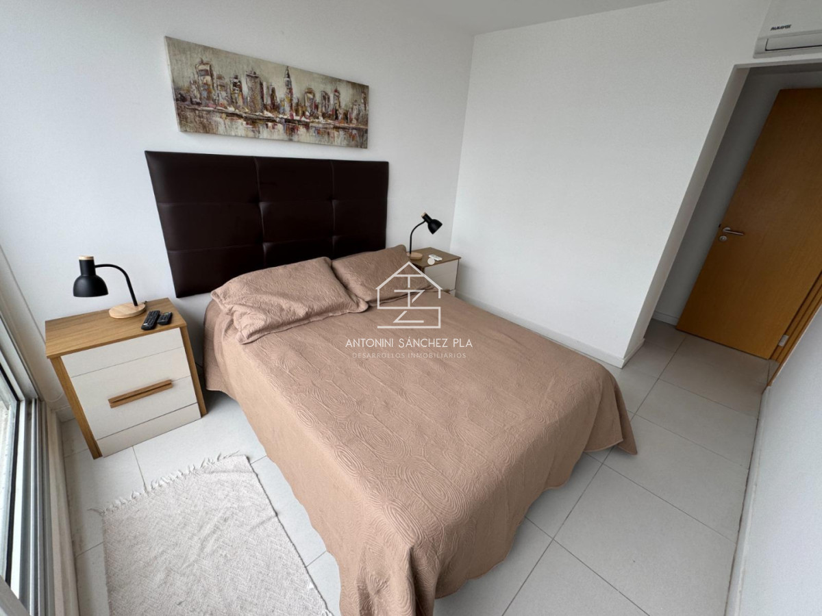 Apartamento ID.3811 - PISO ALTO EN ROOSEVELT CON SERVICIOS
