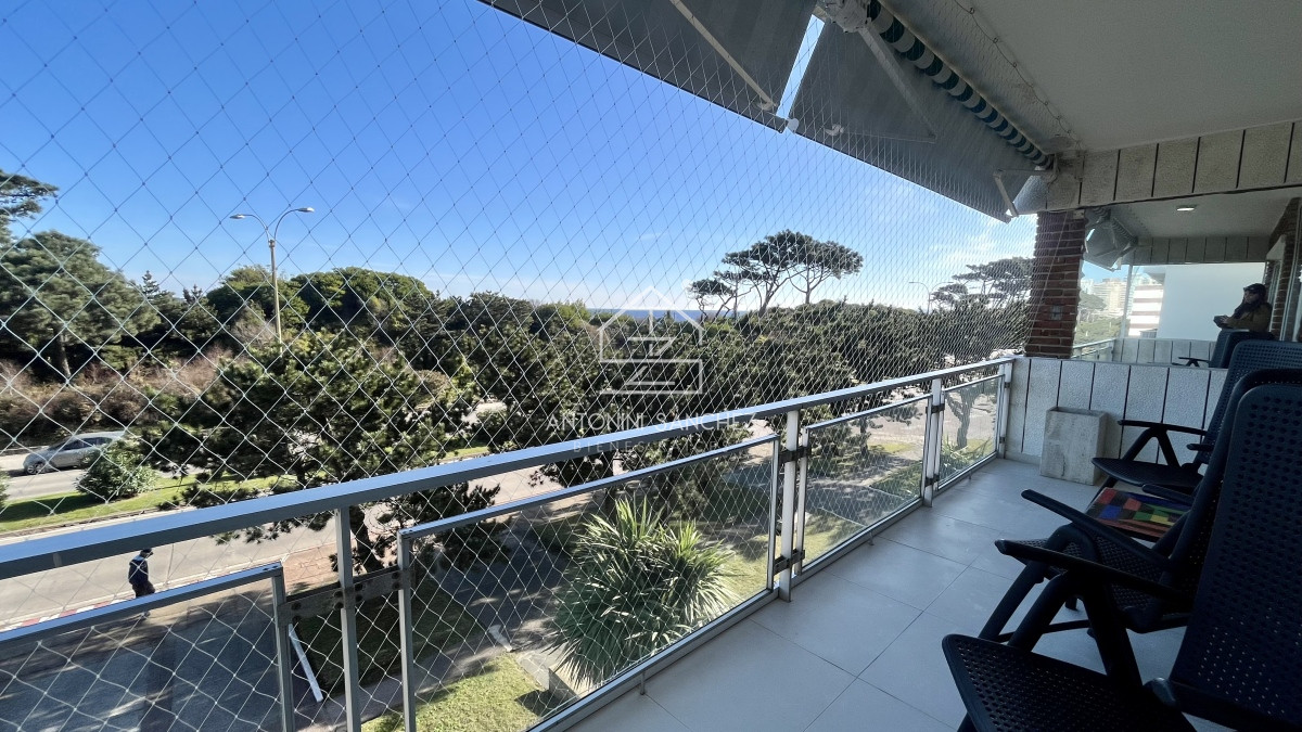 Apartamento ID.971 - Venta Apartamento 2 Dormitorios Mansa Punta del Este