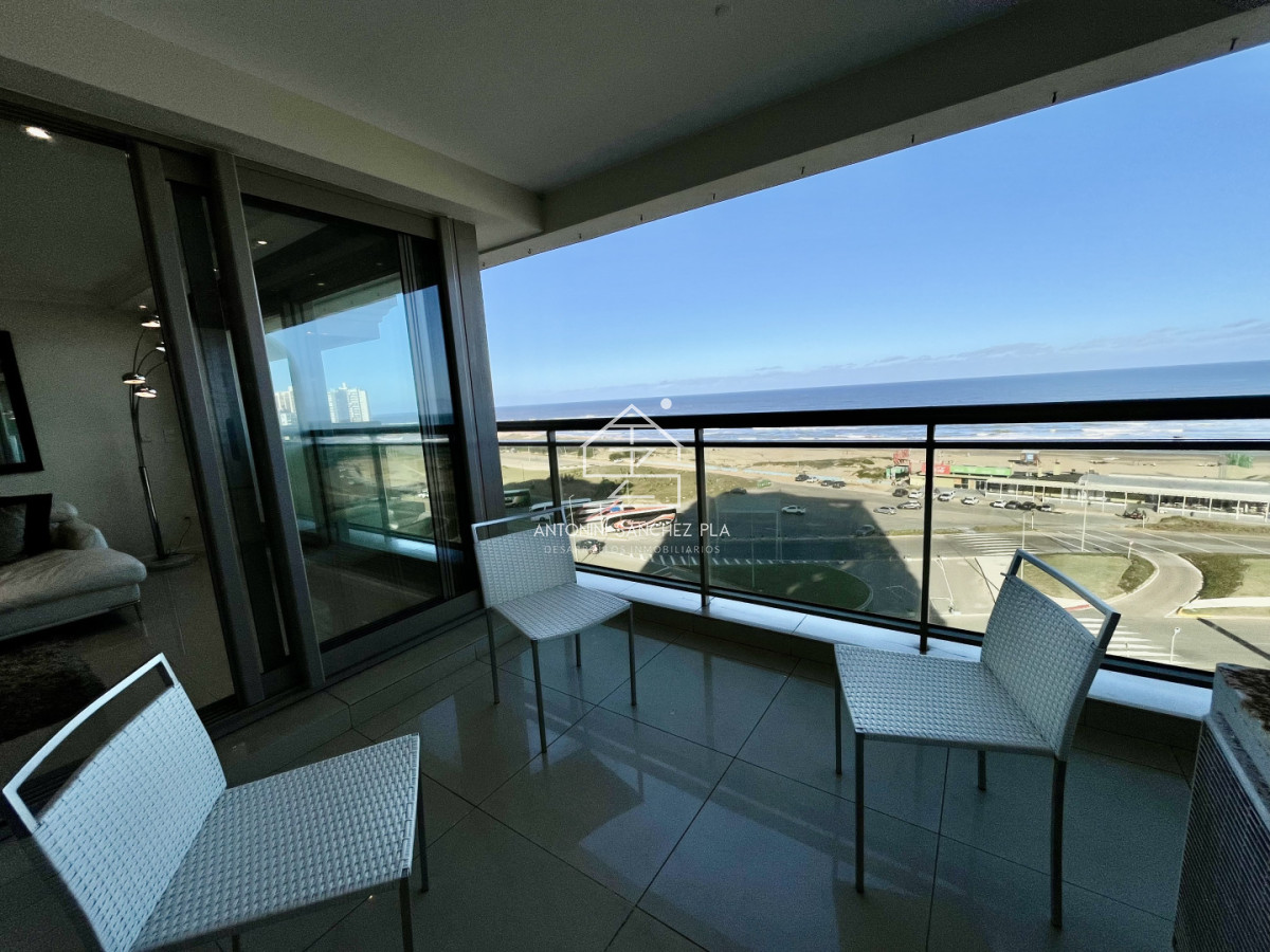Apartamento ID.3511 - Venta Apartamento 3 Dormitorios Punta del Este
