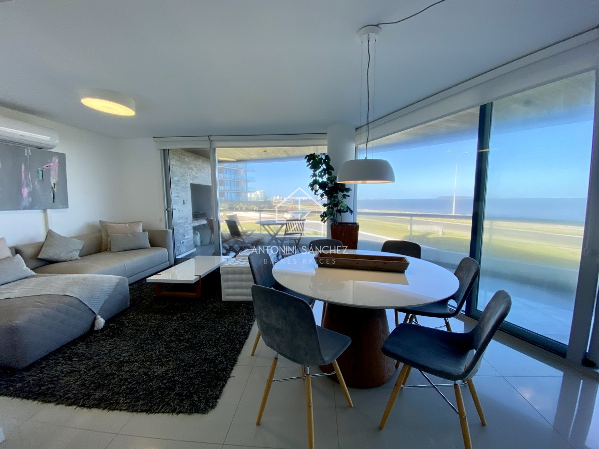 Apartamento ID.478 - Apartamento venta 3 dormitorios mas dependencia 