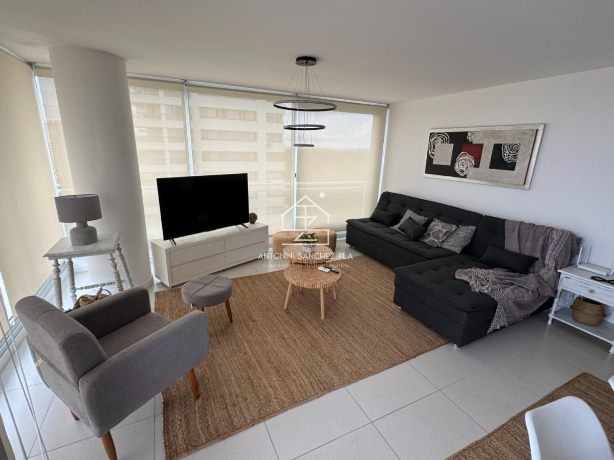 Apartamento ID.3811 - PISO ALTO EN ROOSEVELT CON SERVICIOS