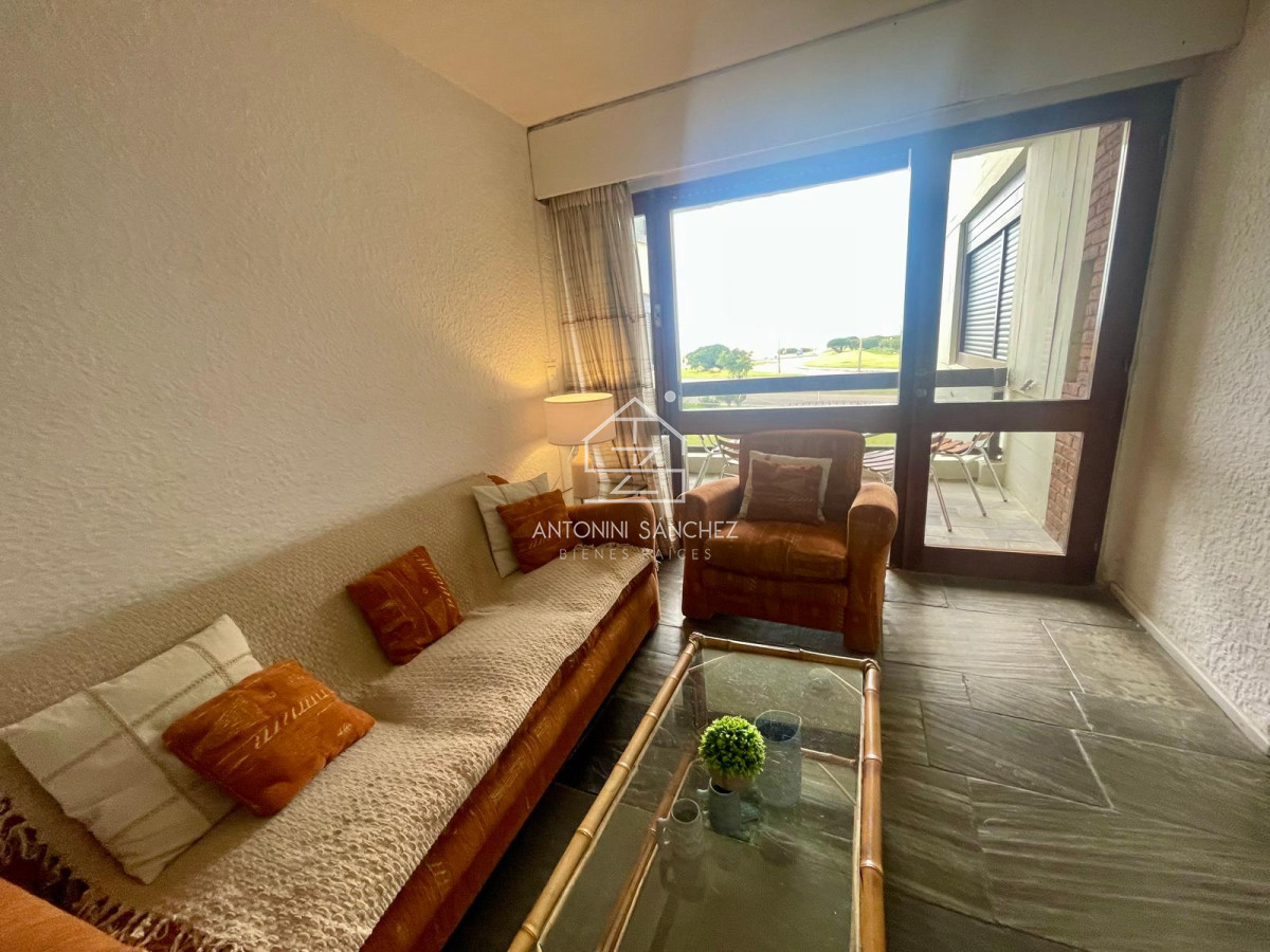 Apartamento ID.2262 - Venta y alquiler de hermoso Aparatamento en la Brava-Punta Del Este