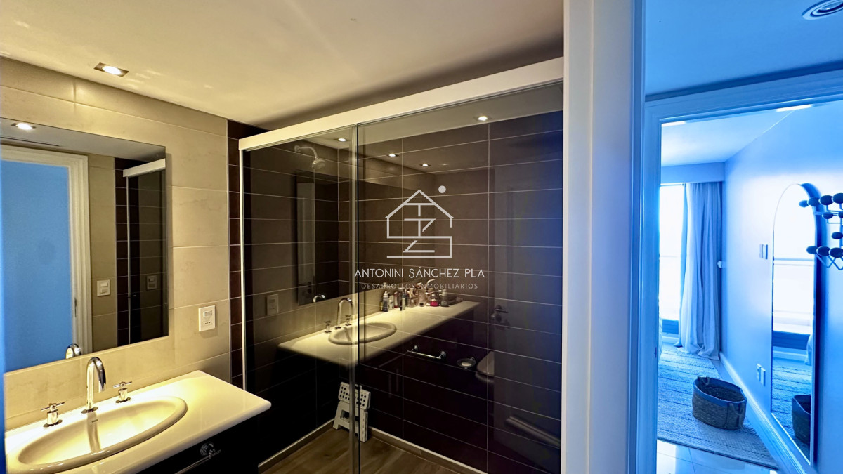 Apartamento ID.3965 - Venta Penthouse 5 dormitorios Punta del Este Brava