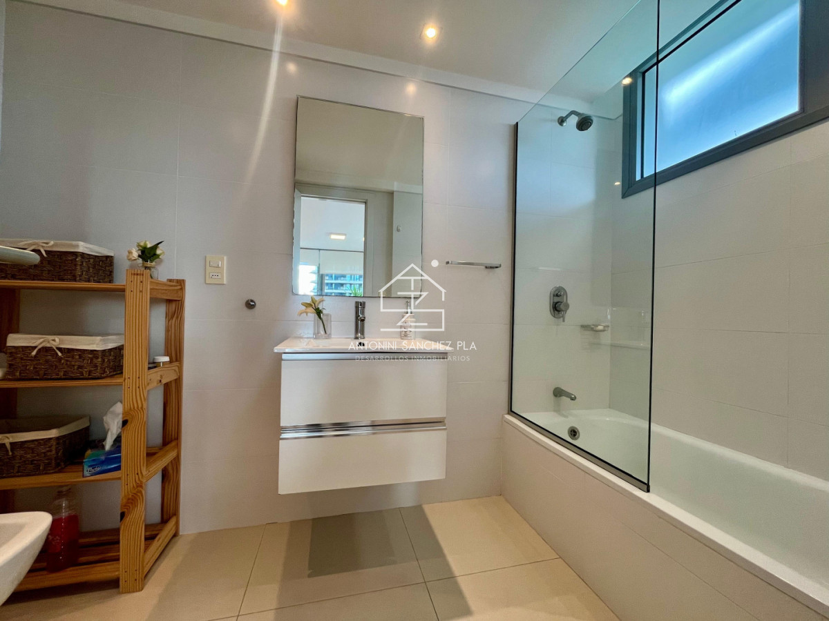 Apartamento ID.4231 - VENTA APARTAMENTO 3 DORMITORIOS PUNTA DEL ESTE