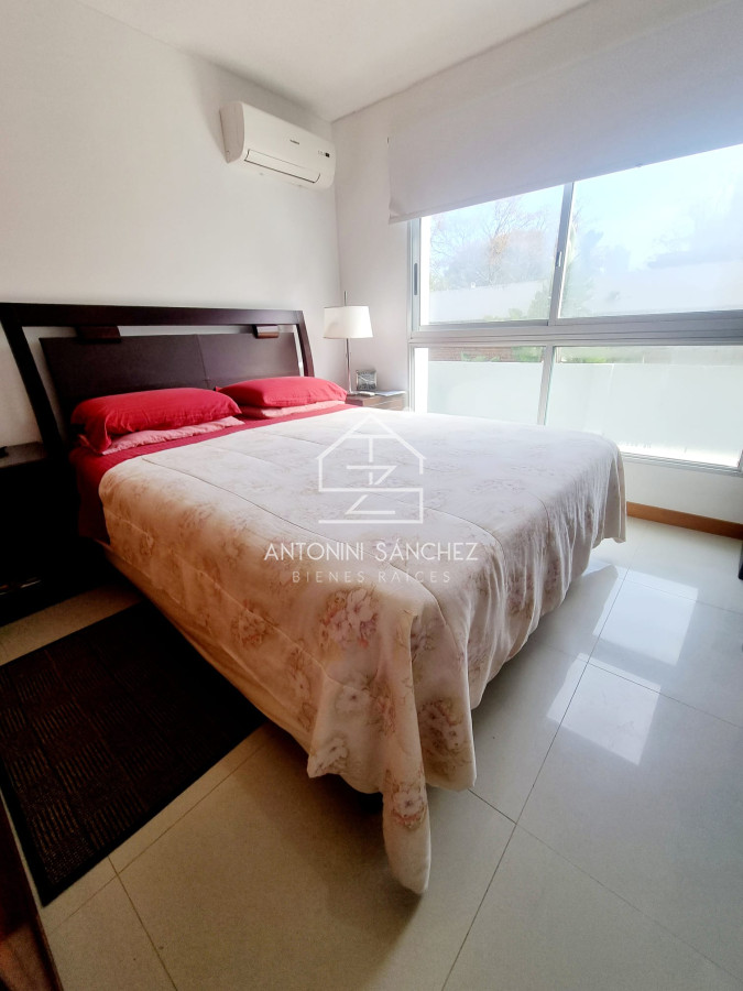 Apartamento ID.1311 - Venta Apartamento 1 Dormitorio Punta del Este Aidy Grill