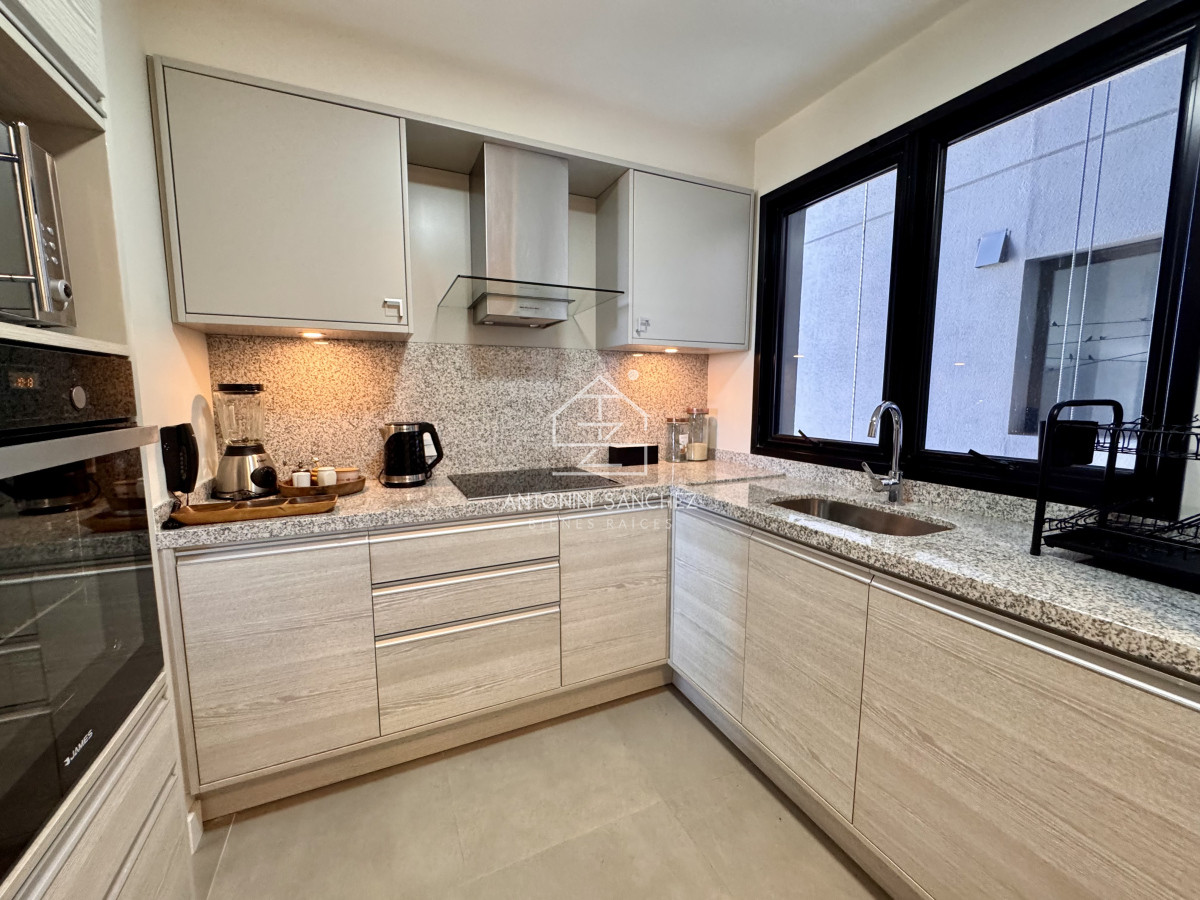 Apartamento ID.1865 - Venta apartamento 2 dormitorios 2 baños Punta del Este
