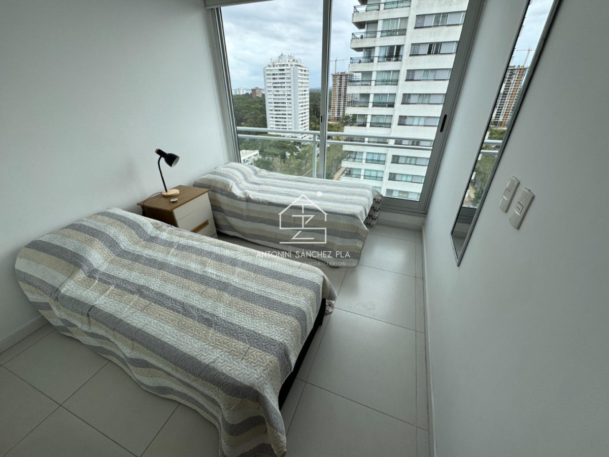 Apartamento ID.3811 - PISO ALTO EN ROOSEVELT CON SERVICIOS