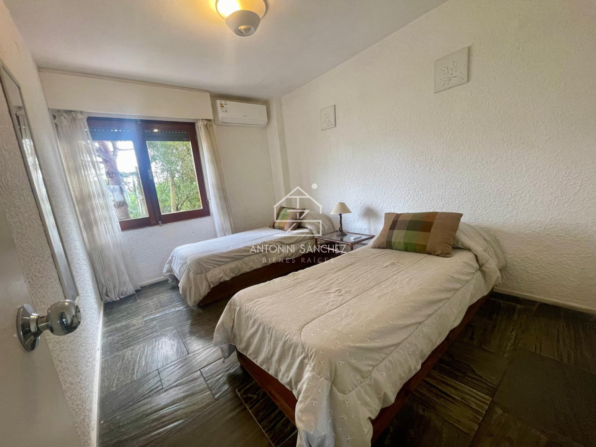 Apartamento ID.2262 - Venta y alquiler de hermoso Aparatamento en la Brava-Punta Del Este